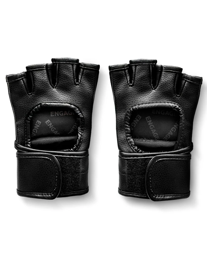 Essential 4oz MMA Gloves (Black) - Image 4
