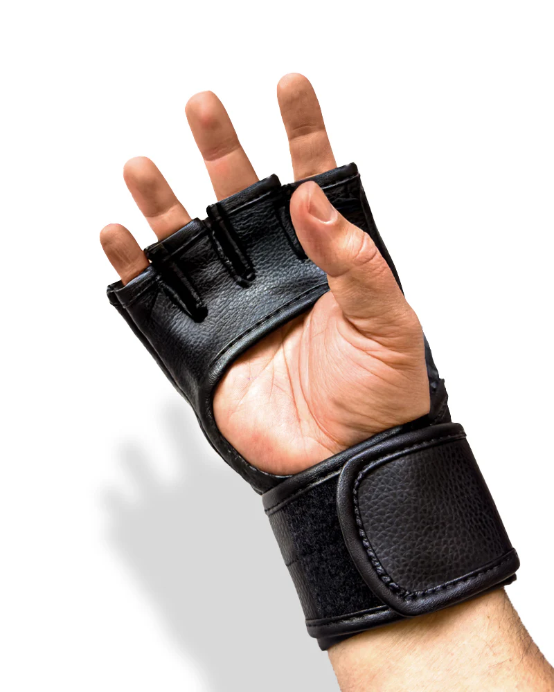 Essential 4oz MMA Gloves (Black) - Image 5