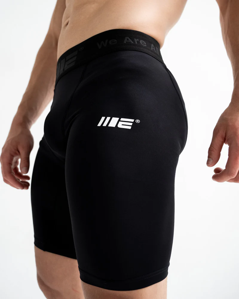 Essential Series Compression Short - Image 5